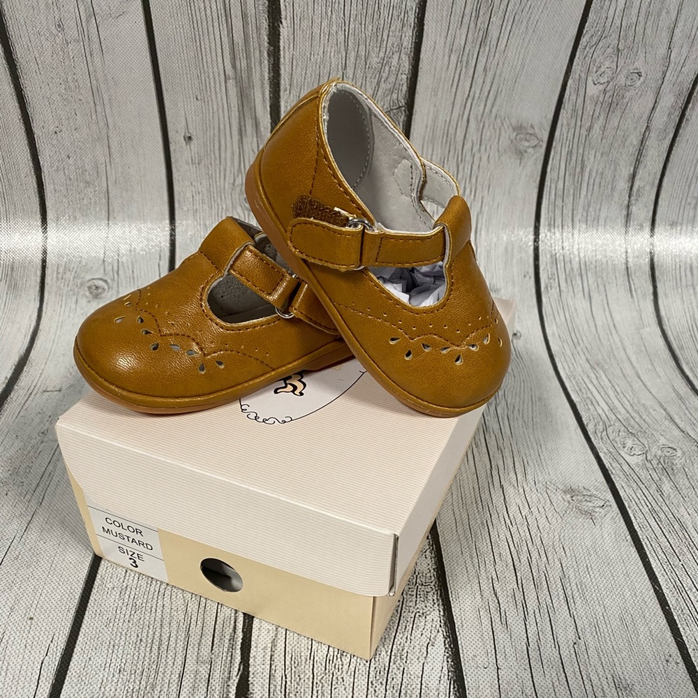 Size 3 Angle baby shoes